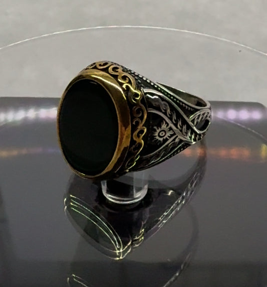 Green Natural Agate Royal Scrolls Premium Ring