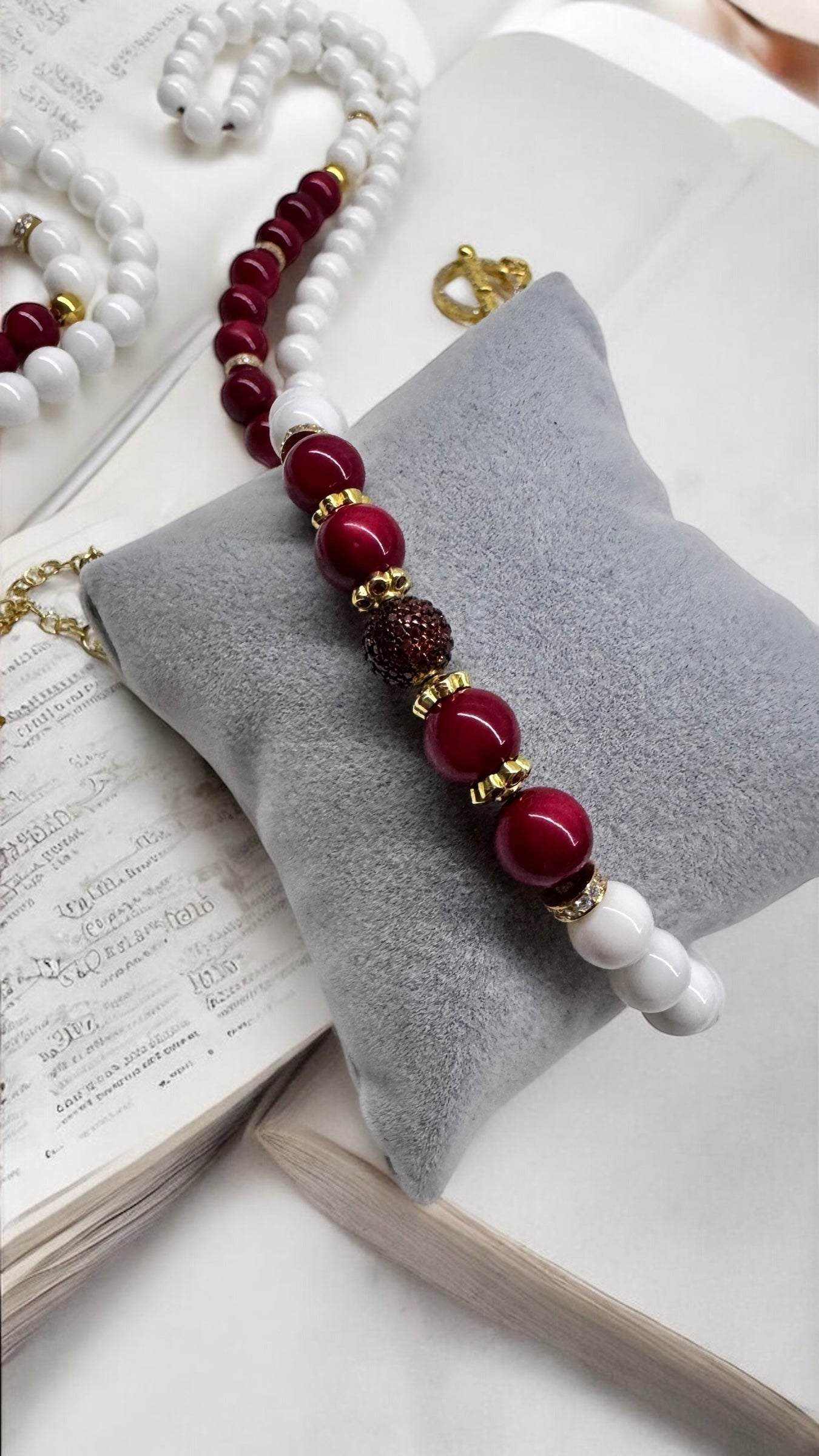 Zarafet Mother & Daughter Edition – Gold-Plated Red Coral & Mother of Pearl Set